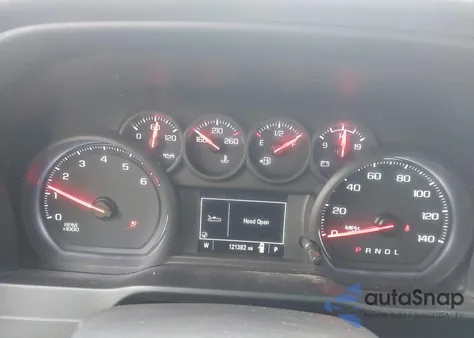 2020 Chevrolet Silverado 1500 2Wd Standard Bed Custom z USA, uszkodzony, nr VIN 1GCRWBEH7LZ317693